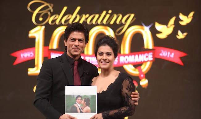 Khan with co-star Kajol in 2014 celebrating 1000 weeks continuous showing of their film Dilwale Dulhania Le Jayenge 