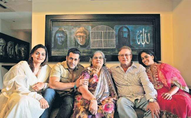 Salman Khan with his family 